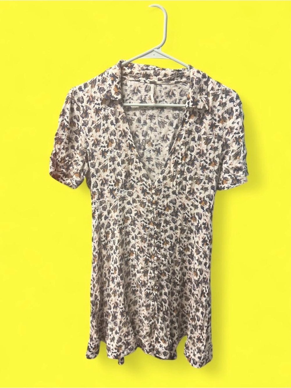 Free People Melody Retro Floral Mini Dress
Size 8